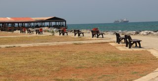 Hatayda Sıcaklar Sahillerin Boşalmasına Neden Oldu