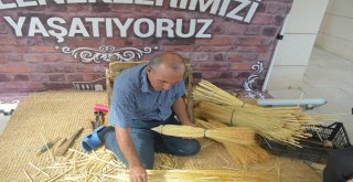 Yarım Asırlık Süpürgeci