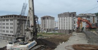 Trabzon Büyükşehir Belediyesi Fore Kazık Uygulamasıyla Heyelan Olaylarının Önüne Geçiyor