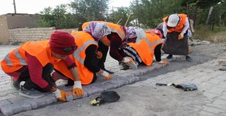 Yolları Parke Taşıyla Dantel Gibi İşlediler