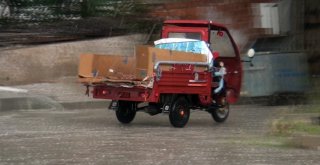 Kütahyada Fındık Büyüklüğünde Dolu Yağdı