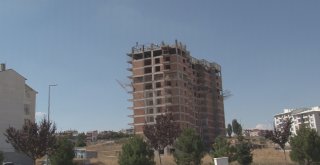 13. Katta Canını Hiçe Saydı