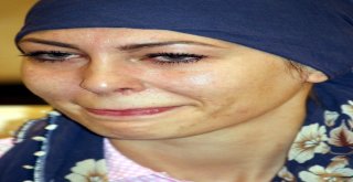 Alman Natascha Kelime-İ Şehadet Getirirken Gözyaşlarını Tutamadı