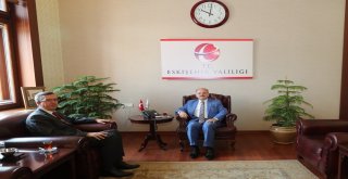 Adalet Komisyonu Başkanı Şenerden Vali Çakacaka Veda Ziyareti