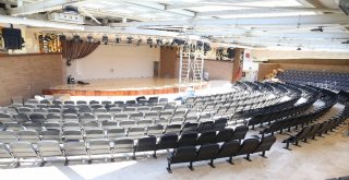 Yenilenen Tesiste Yıldızlar Geçidi