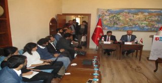 Türkiye Gençlik Zirvesinin Basın Tanıtımını Gerçekleştirdi