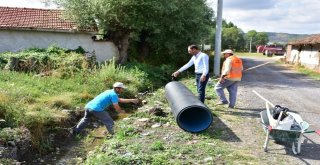 İnönüde Yol Ve Kanal İyileştirme Çalışmaları