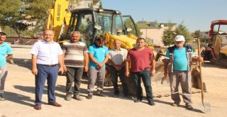 Belediyeden Okul Bahçesine Asfalt