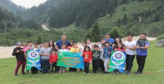 Rizede Toplum Destekli Polisten Çocuklara Yayla Gezisi