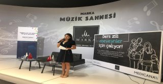 Ebeveyn Okulunda Konu Teknoloji Bağımlılığı