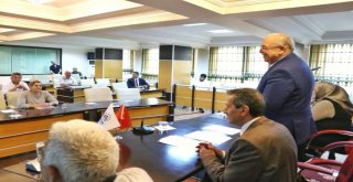 Vali Kalkancı Belediye Meclisi Üyeleri İle Bir Araya Geldi
