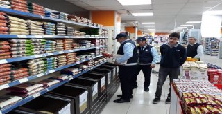 Ümraniye Zabıtası Fırsatçılara Geçit Vermiyor