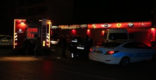 Fatihte İki Kişinin Yaralandığı Kaza Kamerada