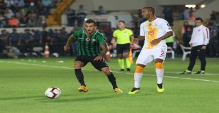 Spor Toto Süper Lig: Akhisarspor: 0 - Galatasaray: 0 (İlk Yarı)