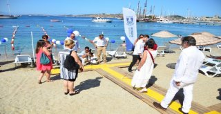 Dünyada Ve Türkiyede İlk Olan Görme Engelliler Yüzme Parkuru Bodrumda Açıldı