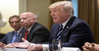 Trump: “Rusyanın Başkanlık Seçimlerine Müdahale Ettiğini Kabul Ediyorum”