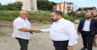 Başkan Aktepe, Parke Ve Yol Yapılacak Alanda İncelemelerde Bulundu