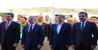 Tarım Ve Hayvancılık Fuarında Milyonluk Traktör İlgi Odağı Oldu