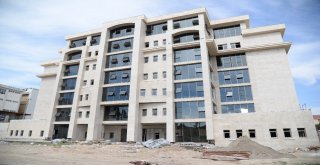 Belediye Hizmet Binası Hızla Tamamlanıyor