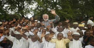 Tanzanyalı Çocukların Bayram Sevinci