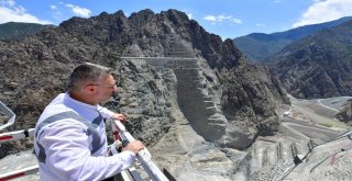 Yusufeli Barajı 275 Metre Gövde Yüksekliği İle Eyfel Kulesinden 25 Metre Kısa Olacak