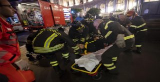 Romadaki Yürüyen Merdiven Kazasında 30 Kişi Yaralandı
