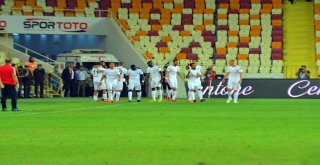 Spor Toto Süper Lig: Evkur Yeni Malatyaspor: 0 - Atiker Konyaspor: 1 (İlk Yarı)