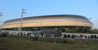Kocaelispor Yeni Stadında İlk Maçına Çıktı