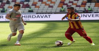 Spor Toto Süper Lig:  Evkur Yeni Malatyaspor: 1 - Çaykur Rizespor: 0 (İlk Yarı)