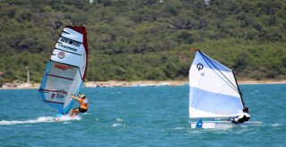 Ayvalıkta Rüzgar Sörfü Slalom Türkiye Ligi 2018 Yarışları Coşkusu