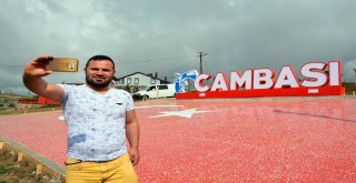 Çambaşı Yaylasına Seramikten Dev Türk Bayrağı