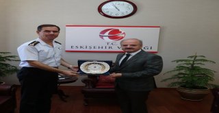 Vali Çakacak, Albay Ağaoğlunu Makamında Kabul Etti