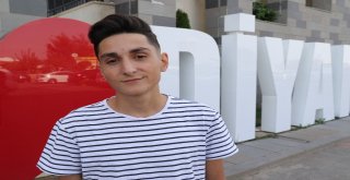 Youtuberlar Avmde Bir Gece Geçirmek İsterken Karakolluk Olacaktı