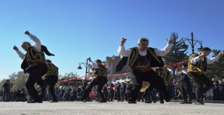 Cumhuriyet Coşkusuna Jandarma Timlerinin Gösteriler Damga Vurdu