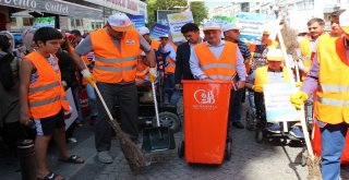 Abdürrahim Albayrak Fırça Faraşla Sokakları Süpürdü