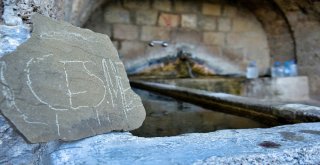 Bu Çeşmenin Hikayesi De Suyu Da Çok Güzel