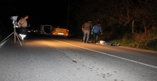 Taksi Şoförü Aracının Yanında Ölü Bulundu