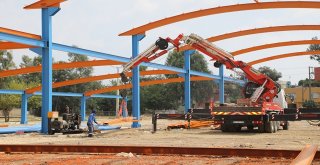 Yüreğire 4Üncü Kapalı Semt Pazarı