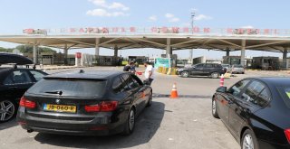 Gurbetçiler Akın Akın Dönüyor