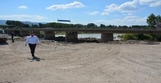 Niksarda İkinci Köprü Yapım Çalışmaları Hızla Devam Ediyor