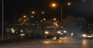 Suriyeye Askeri Sevkıyat Sabaha Kadar Sürdü