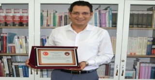 1. Sınıfa Ayrılan Savcı Hüseyin Gülle Onurlandırıldı