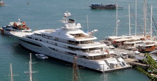 140 Milyonluk Lüks Yata 350 Bin Liralık Yakıt İkmali Yapıldı