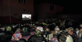 Bigada Ak Parti Sıcak Yaz Gecelerine Renk Katıyor