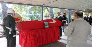 Eğitim Sırasında Rahatsızlanarak Kaldırıldığı Hastanede Hayatını Kaybeden Asker Son Yolculuğuna Uğurlandı