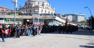 Boluda, Cumhuriyet Bayramı Coşkuyla Kutlandı