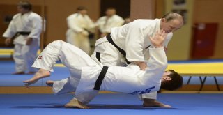Putin, Azerbaycanda Judo Oyunlarını İzleyecek