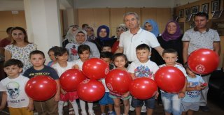 Bakkallar Odası Çocukları Sevindirdi