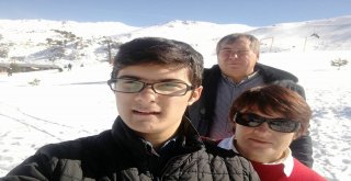 Antalyada Yazlık Evde Anne Ve Oğlunun Cansız Bedenleri Bulundu