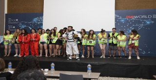 Geleceğin Liderleri Antalyada Bir Araya Geldi